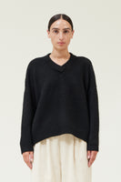 GRADE & GATHER:  V NECK OVERSIZE PULLOVER SWTR