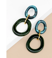 ZENZII:  RESIN OVAL LINK EAR