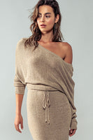 URBAN DAIZY:  OFF SHOULDER RIB KNIT DRESS