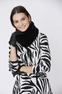 JAYLEY:  FAUX FUR BOBBLE PULL THRU SCARF